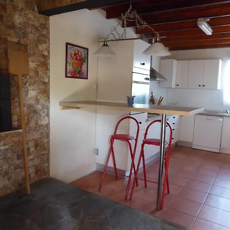 Acogedora De 165 M2 En Ajardinada Totalmente Cerrada De 600 M2 Сasa de vacaciones