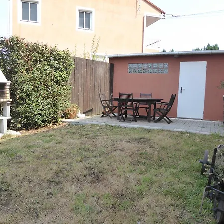 Acogedora De 165 M2 En Ajardinada Totalmente Cerrada De 600 M2 Сasa de vacaciones